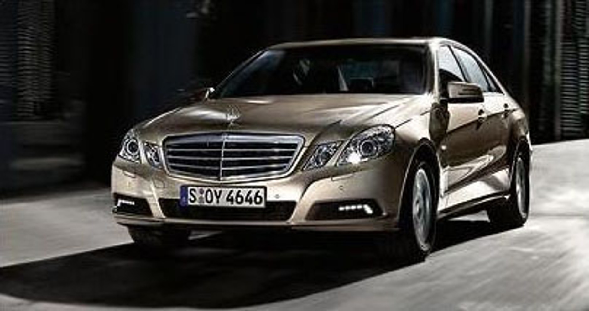 Mercedes-Benz E (W212): pierwsze zdjęcia nowej generacji