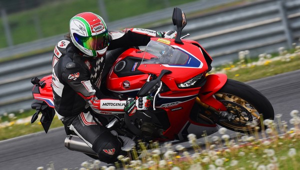 Honda CBR 1000RR Fireblade SP 2017 - zabawka nie tylko dla gadżeciarzy