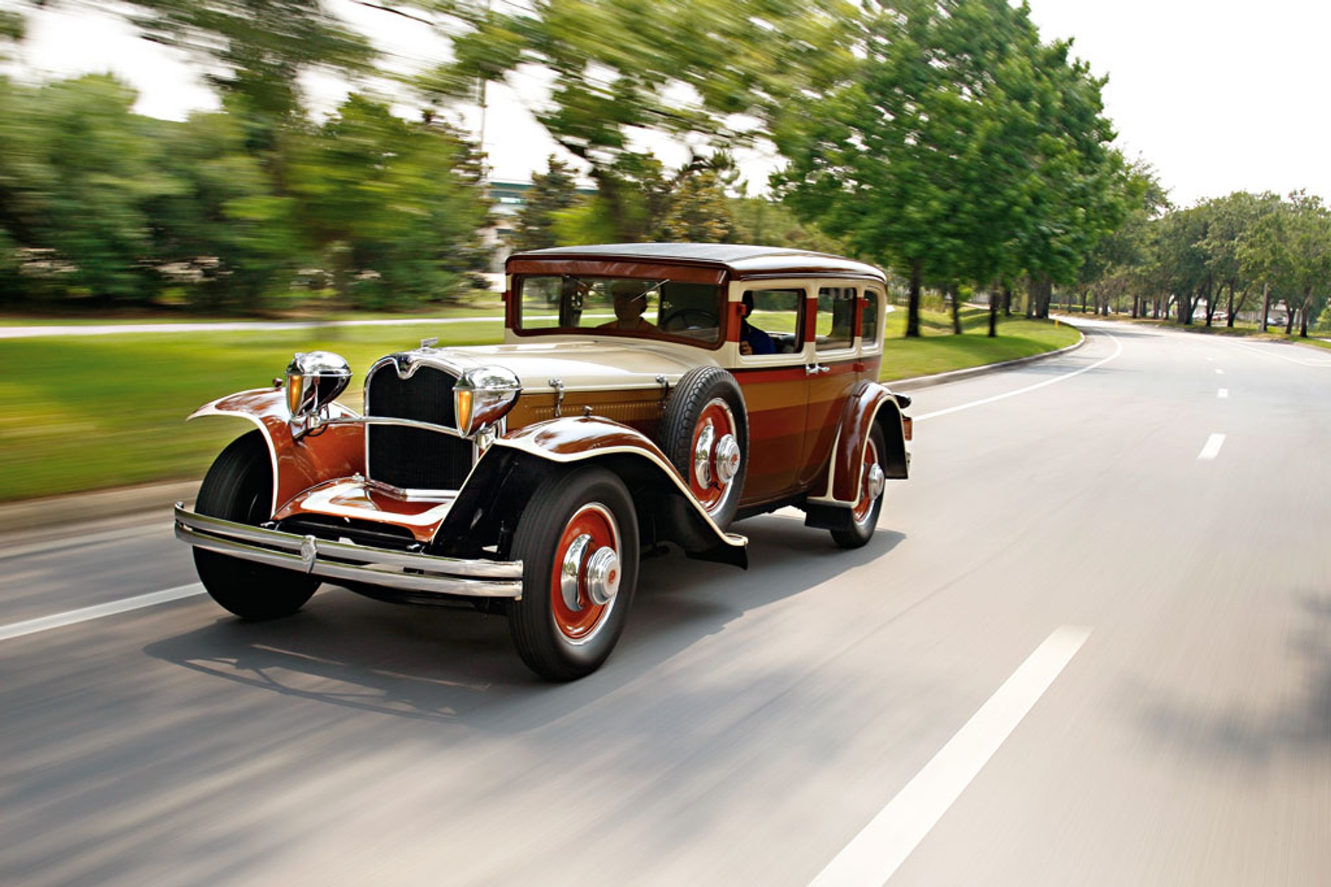 Ruxton Eight Sedan - pechowe pionierskie auto