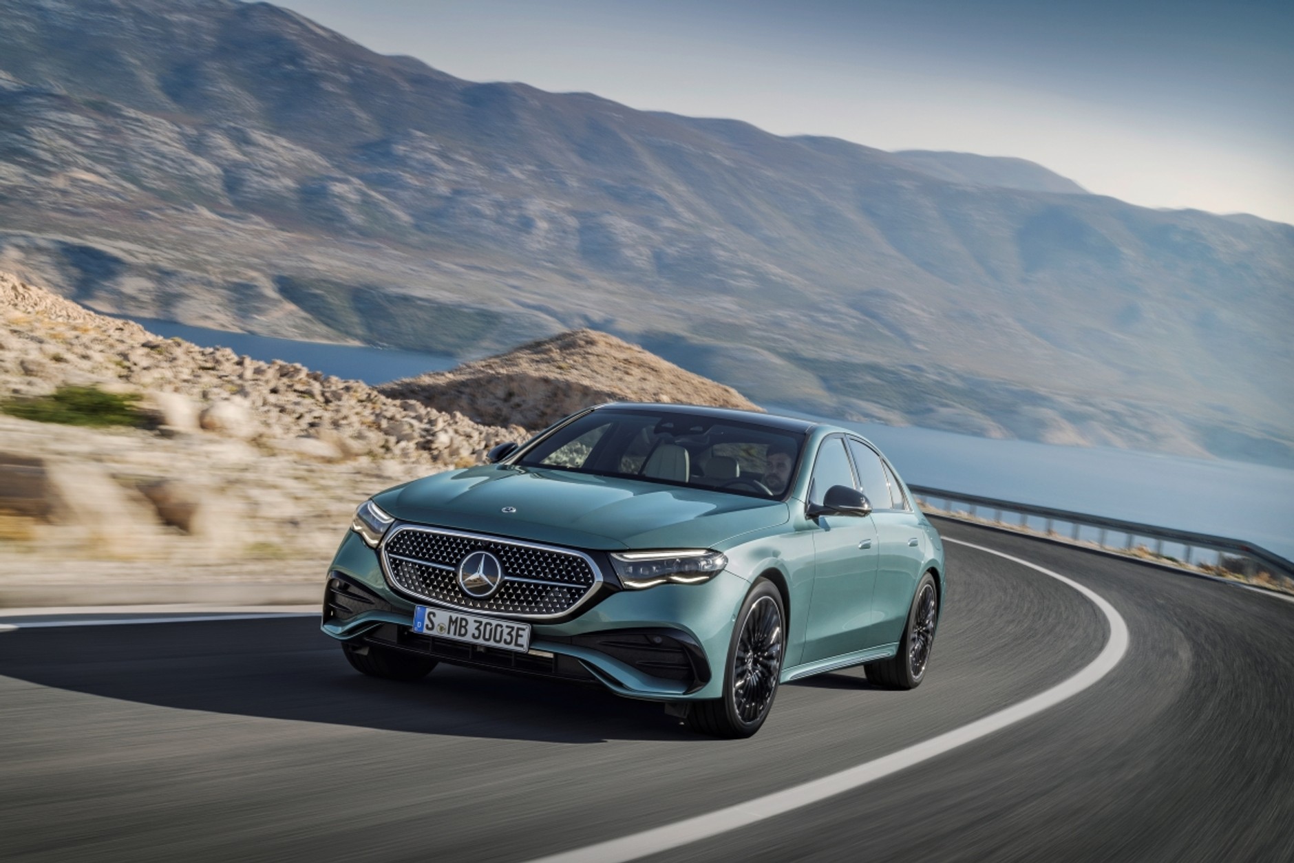 Mercedes: podwójne zwycięstwo w Moto Awards 2023