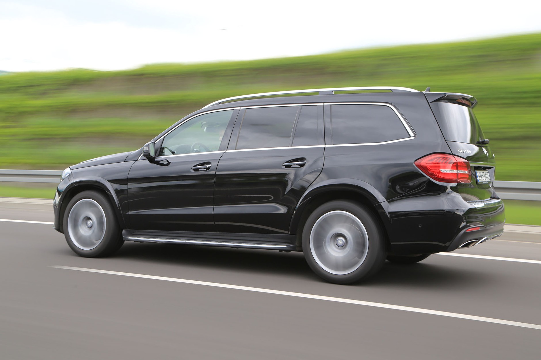 Mercedes GLS 500 - ogromny wśród gigantów