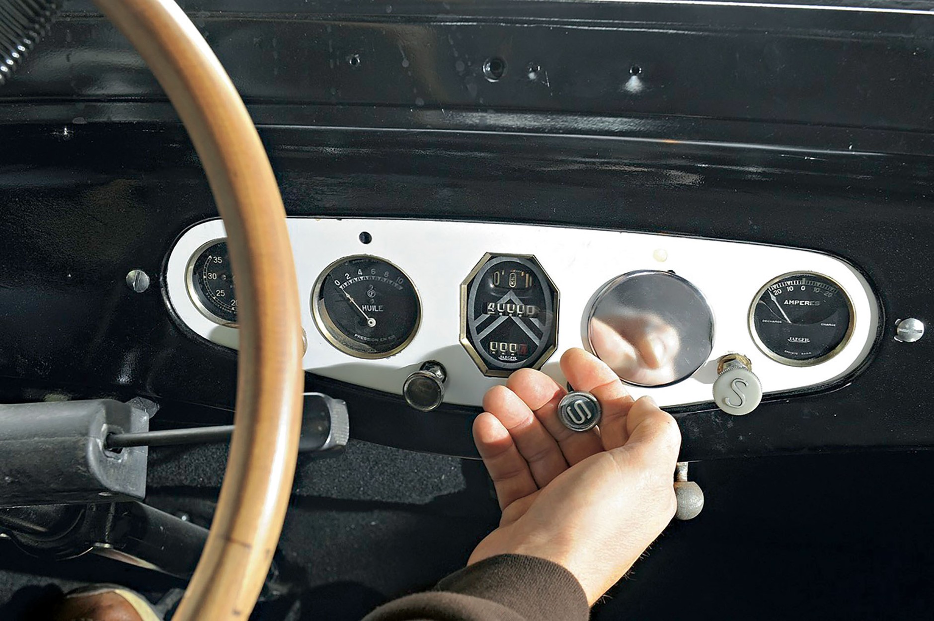 Czy przedwojennym autem da się jeździć na co dzień?