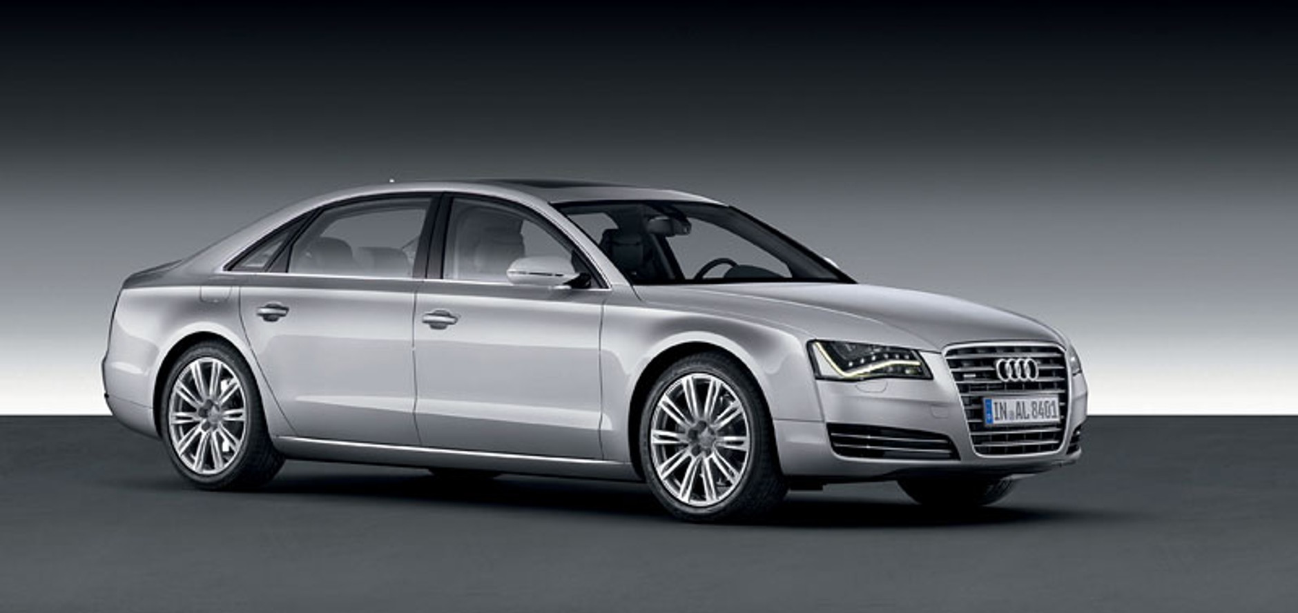 Pekin 2010: Audi A8 L W12 quattro – 500 KM i większy komfort dla Chińczyków