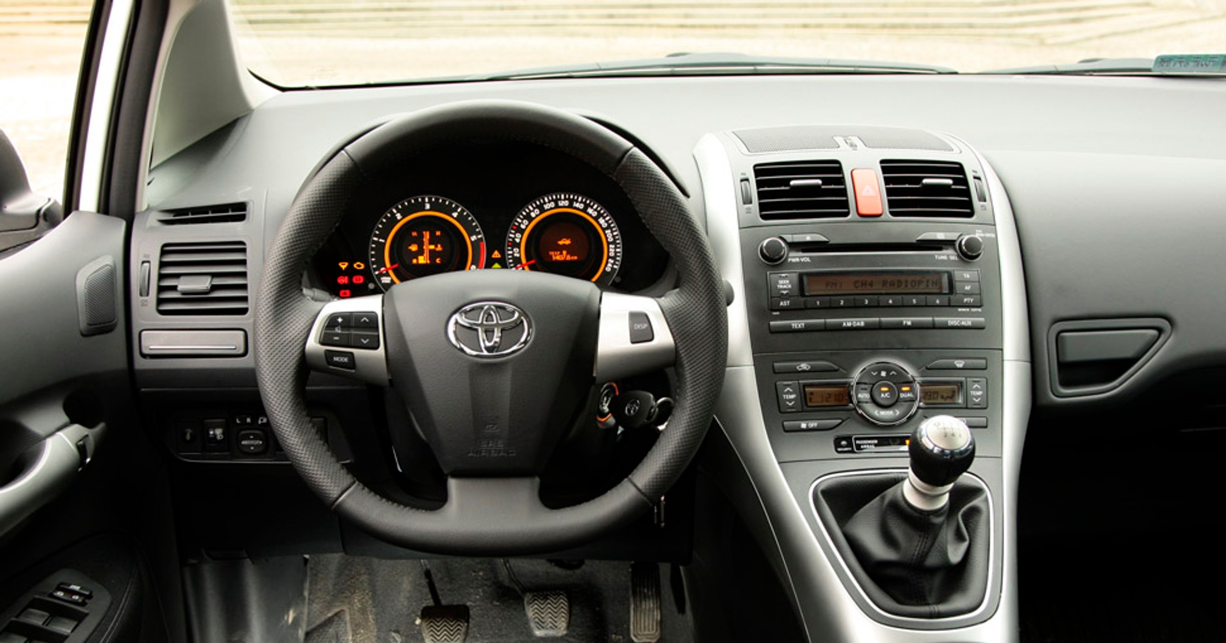 Toyota Auris 1.4 d-4D: diesel o spokojnym charakterze