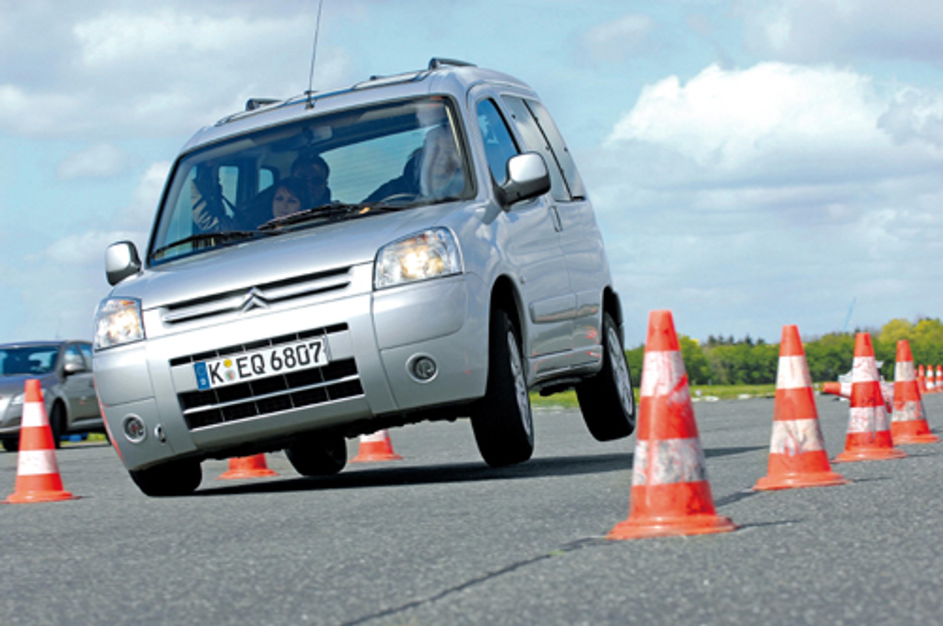 Nie oszczędzaj na bezpieczeństwie!