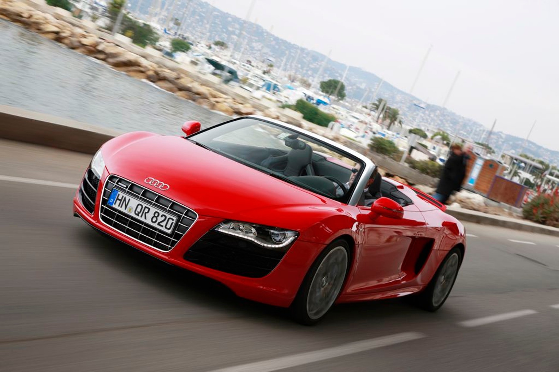 Audi R8 Spyder - supercabrio na wiosnę