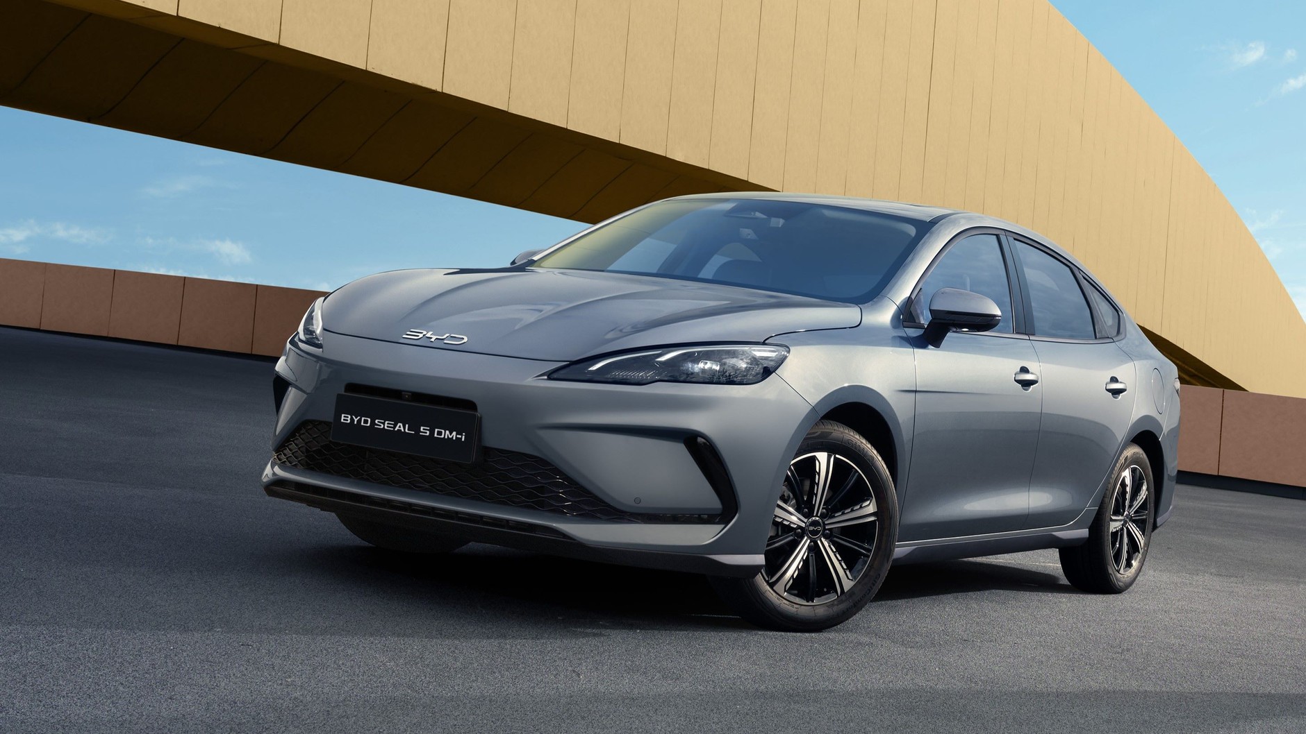 BYD Seal 5 DM-i