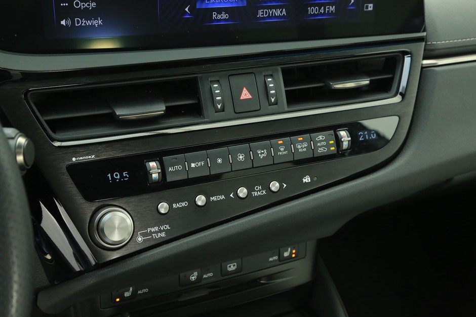 Lexus ES 300h