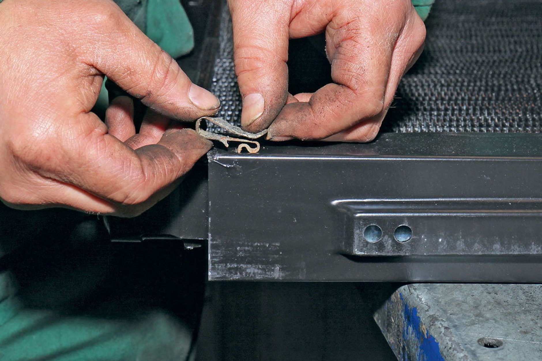 Nigdy więcej awarii - wymiana chłodnicy krok po kroku