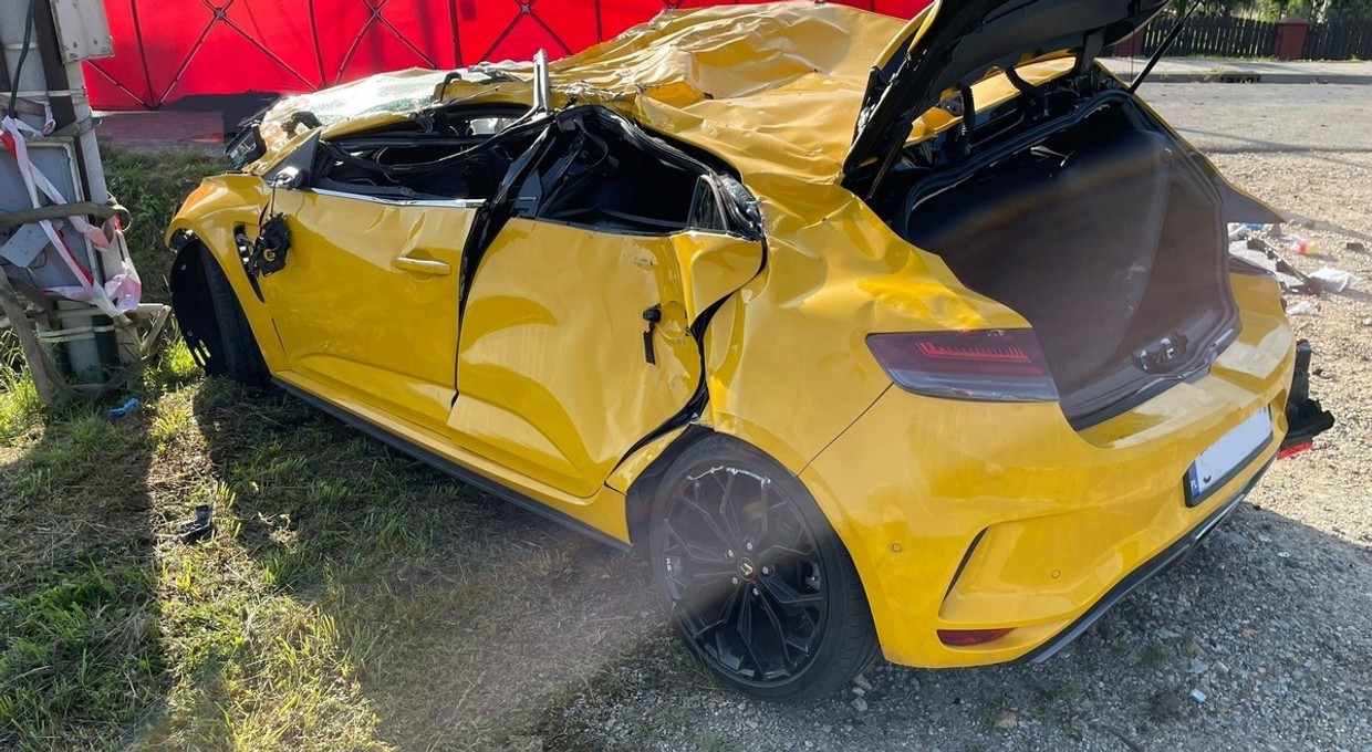 Wypadek Renault w Harmężach. Są wstępne wyniki sekcji zwłok