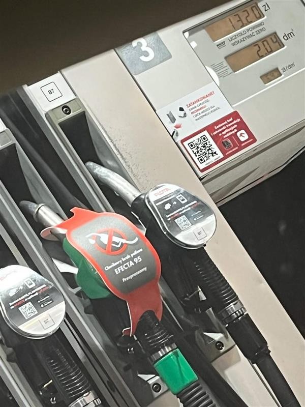 Na stacjach Orlenu zaczyna brakować paliwa