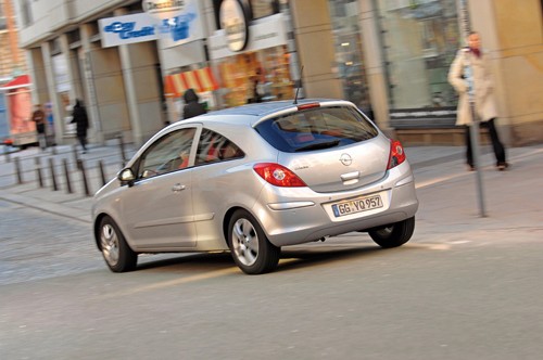 Fiat Grande Punto, Opel Corsa, Mitsubishi Colt, VW Polo, Seat Ibiza, Peugeot 207, Toyota Yaris - Małe potrafi być wielkie