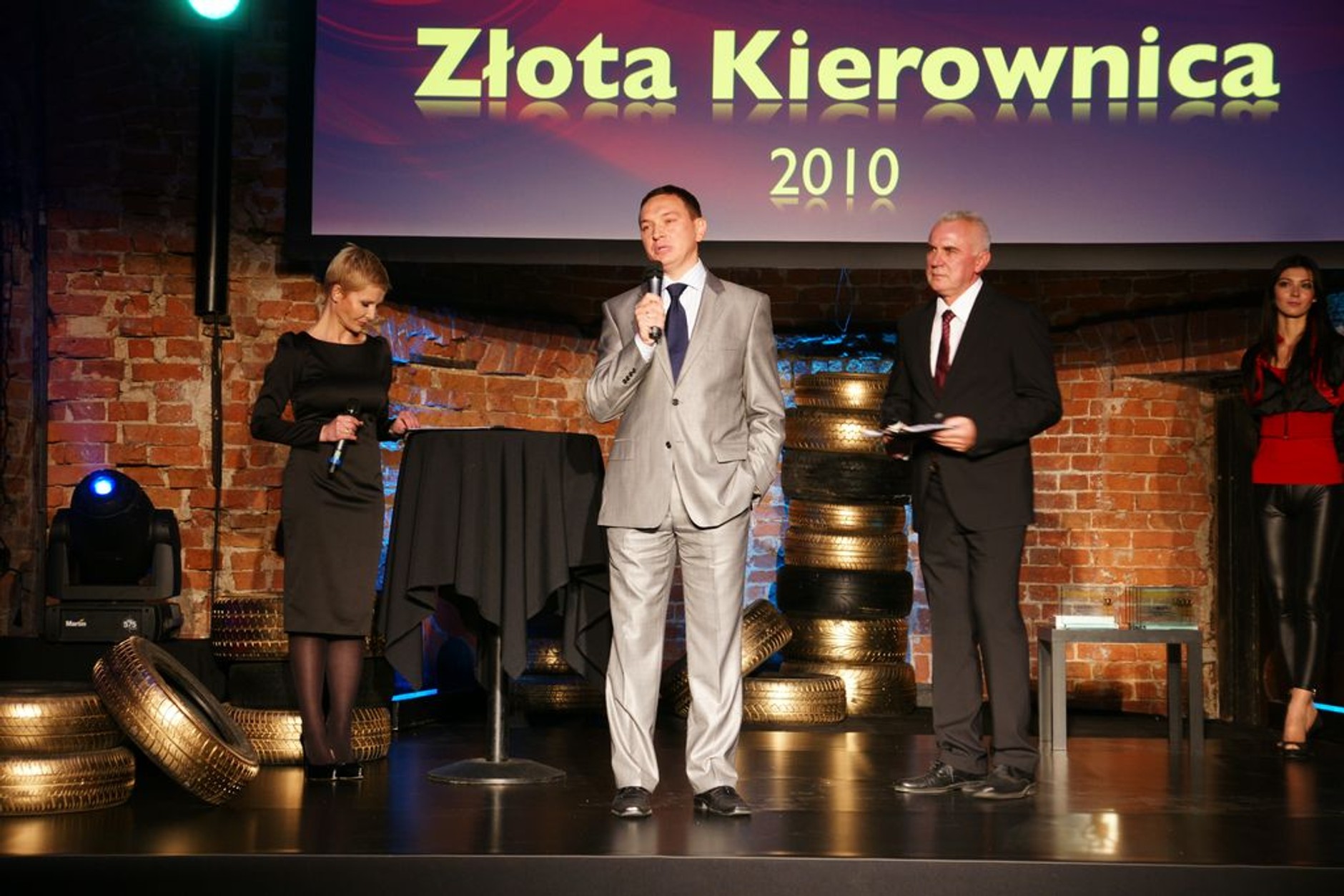 Plebiscyt ZŁOTA KIEROWNICA Auto Świata rozstrzygnięty