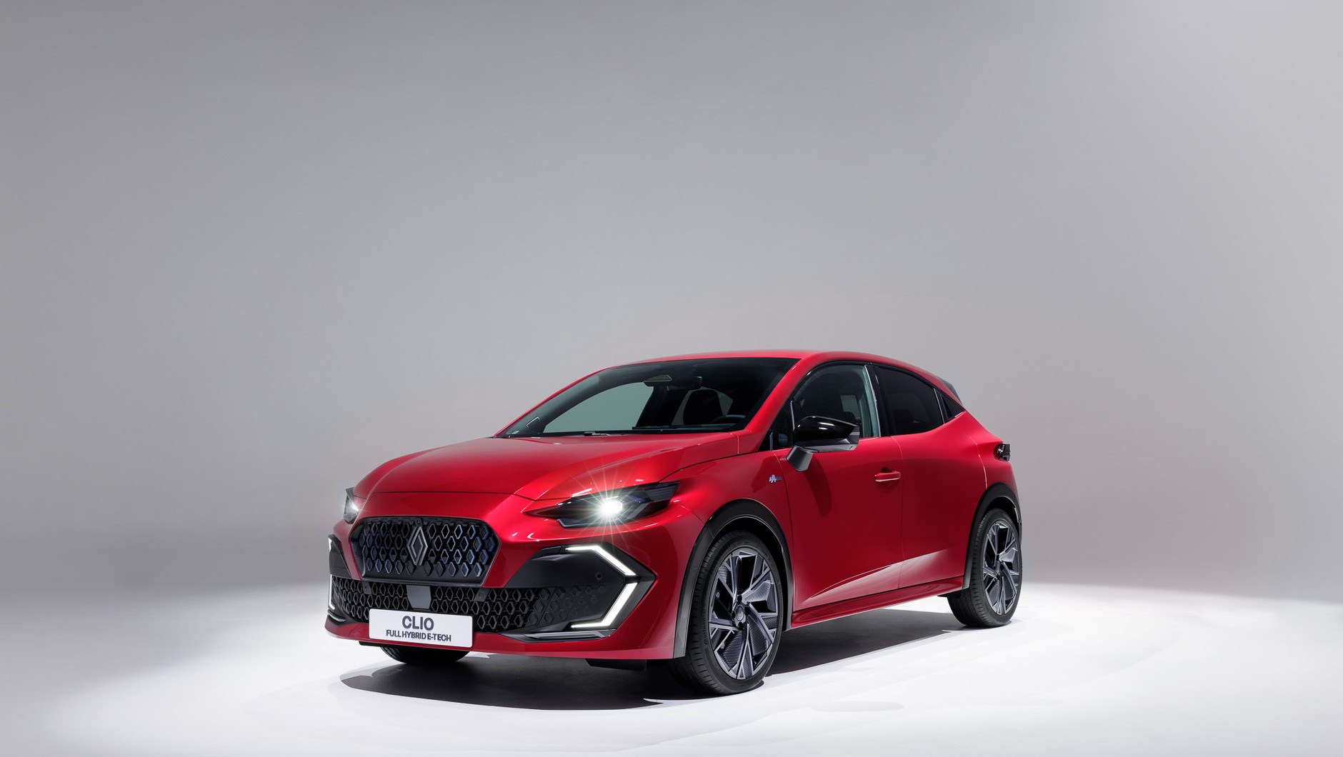 Renault Clio 6 będzie miało pod maską dużą hybrydę. I ona spełnia bardzo rygorystyczne normy, których producenci się boją
