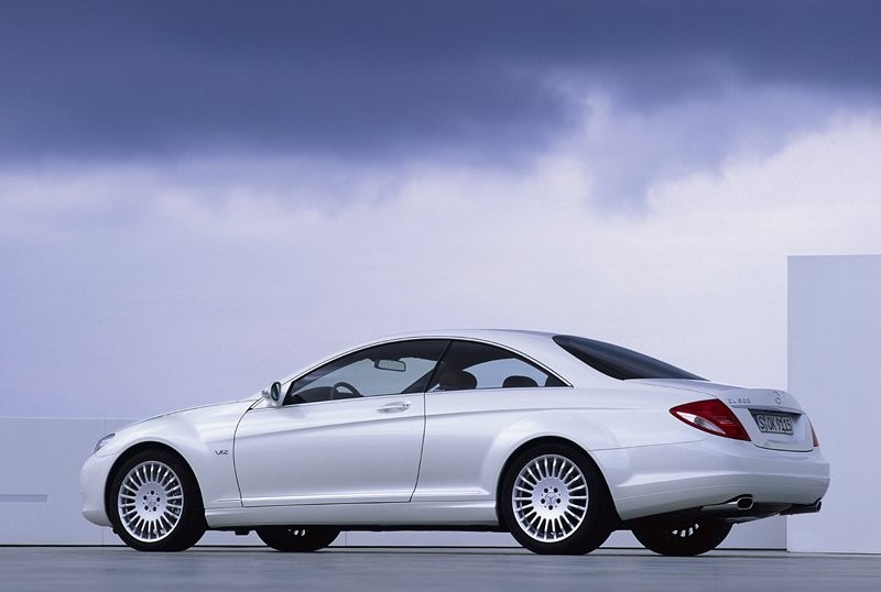 Mercedes-Benz CL: nowa generacja luksusowego coupe
