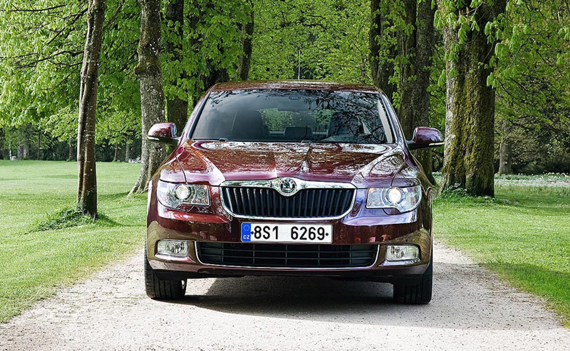 Škoda Superb: 4 lata gwarancji, 120 tys. km i bezpłatny serwis!