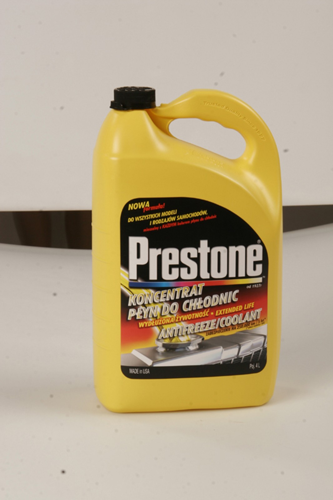 Auto zimą - radzimy jakich płynów używać