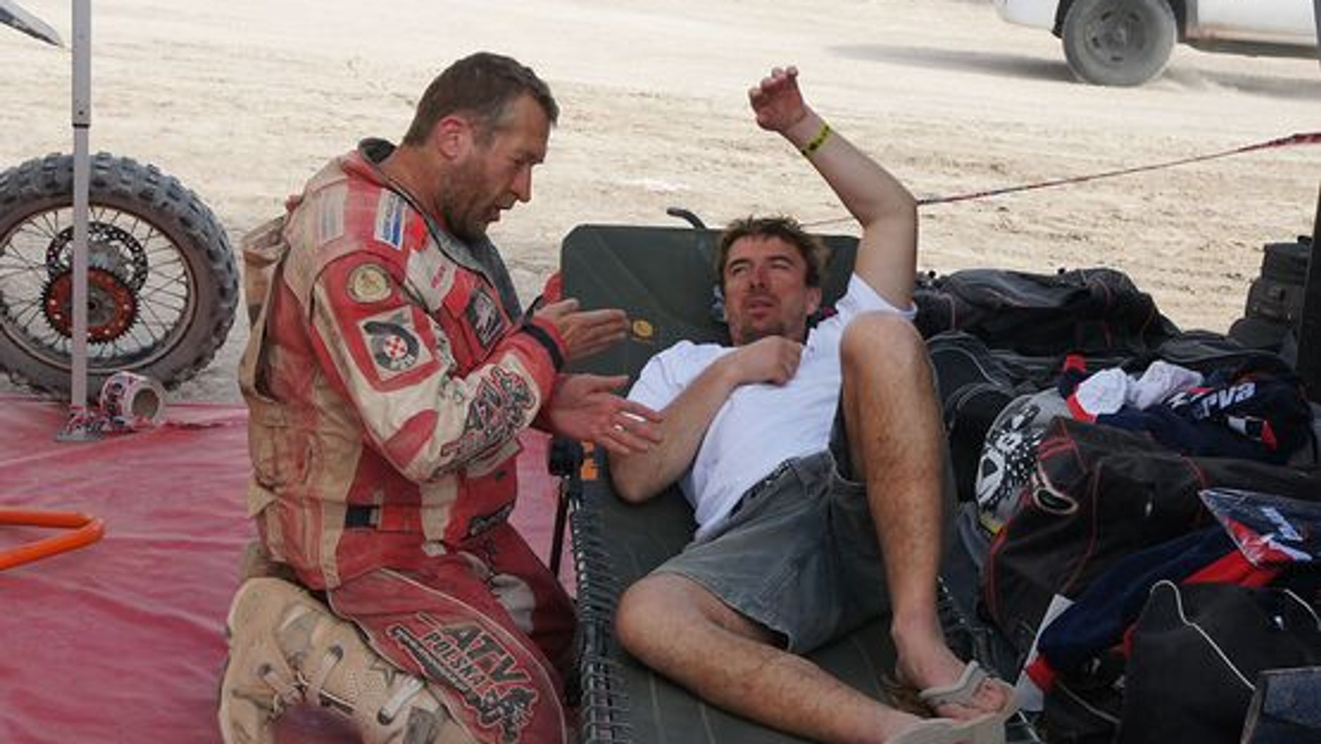 Rajd Dakar 2010: Przygoński goni najlepszych, pech Hołowczyca (9. etap na żywo, wyniki, foto)