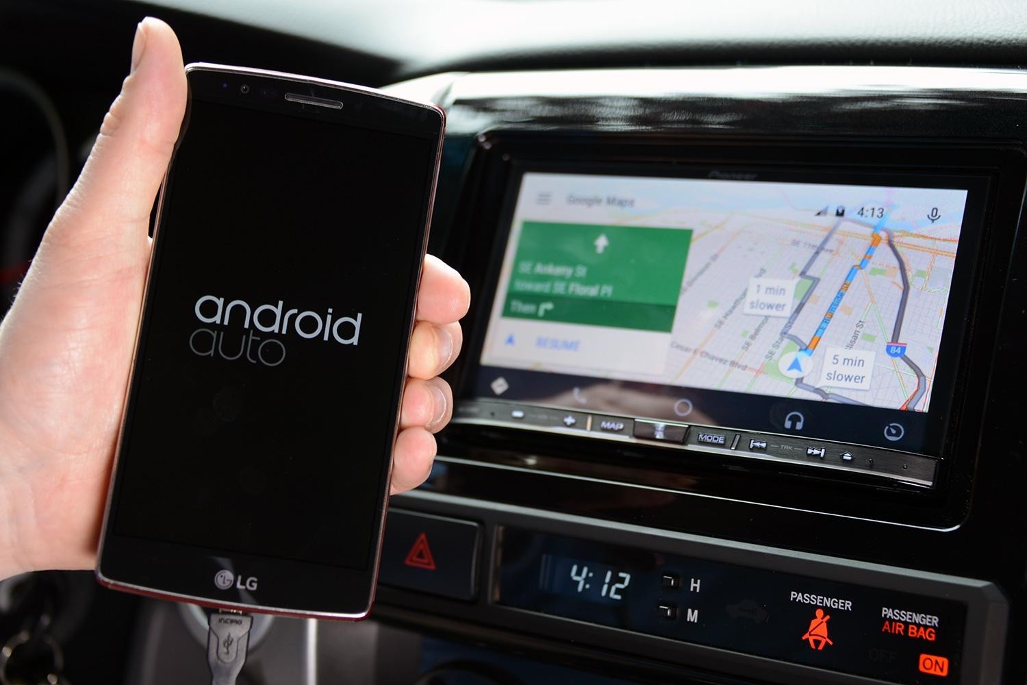 Android Auto z Google Maps