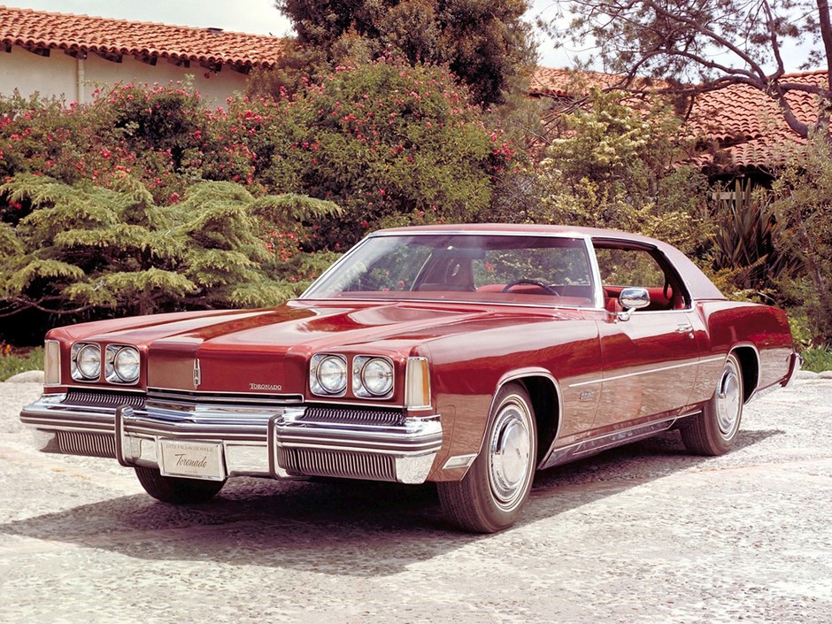 Oldsmobile Toronado: cała naprzód!