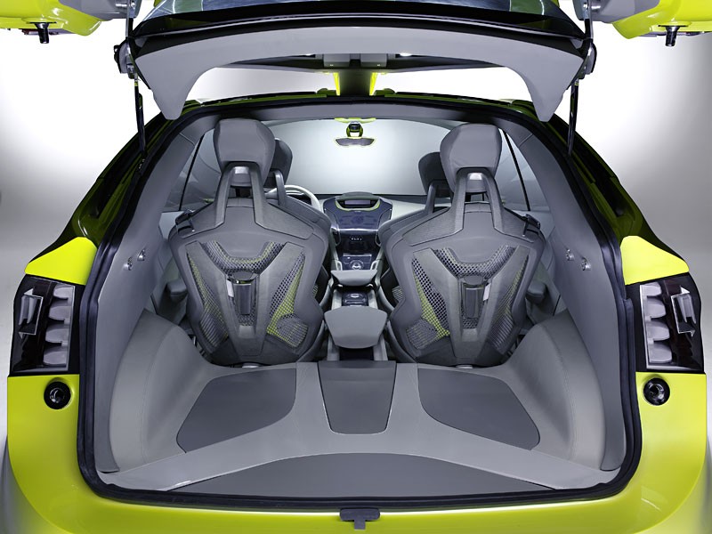 Genewa 2009: Ford iosis MAX – nowy koncept w kinetycznej stylistyce (+ wideo)