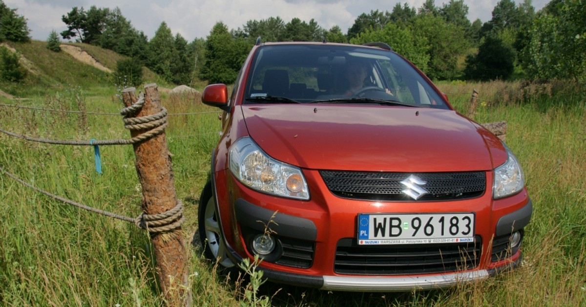 Suzuki SX4 1.6 4WD - Mały, ciasny ale własny
