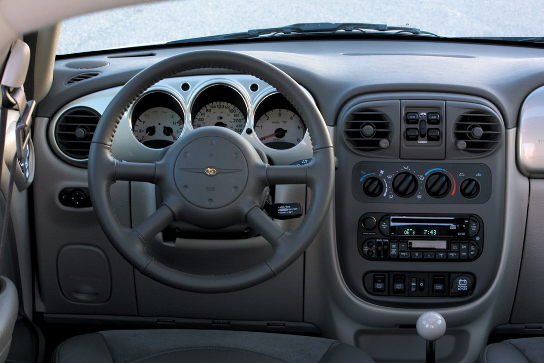 Fiat 500, Mini, Chrysler PT Cruiser oraz VW New Beetle: czyli, retro w dobrej cenie