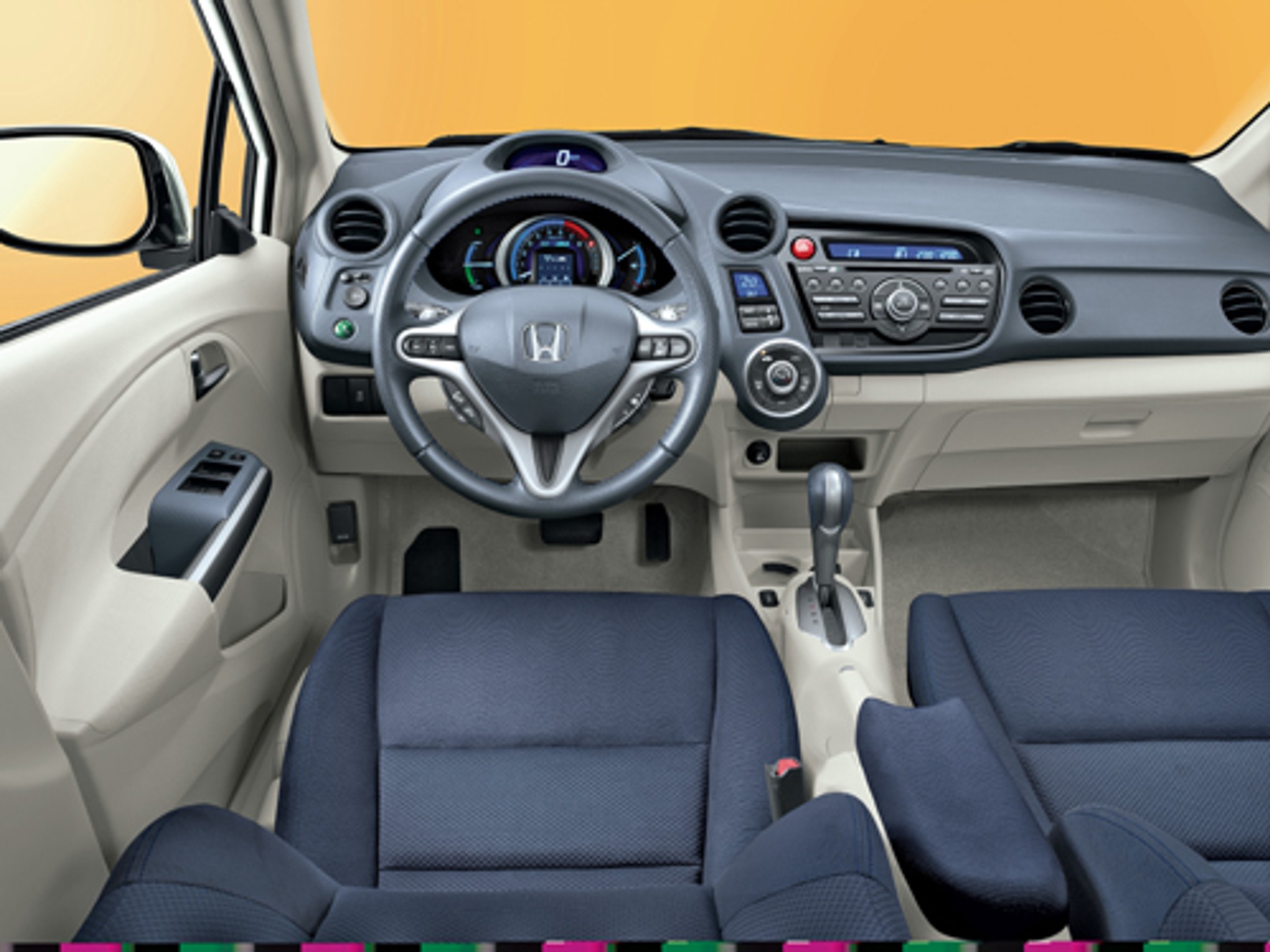 Toyota Prius kontra Honda Insight: Hybrydowe imperium szybko rośnie w siłę