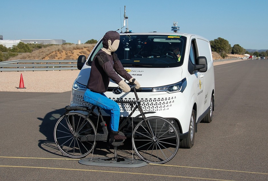 Badacze Euro NCAP zachwycili się dostawczakami