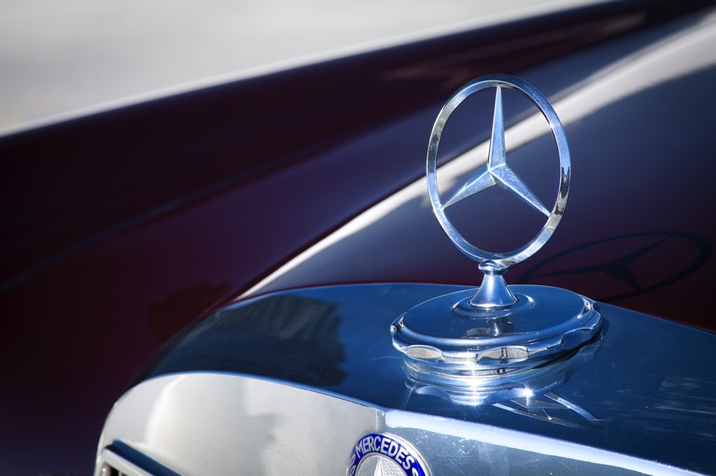 Bezcenny Mercedes Nicholsona