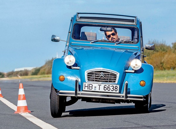Citroen 2CV - symbol życiowego luzu