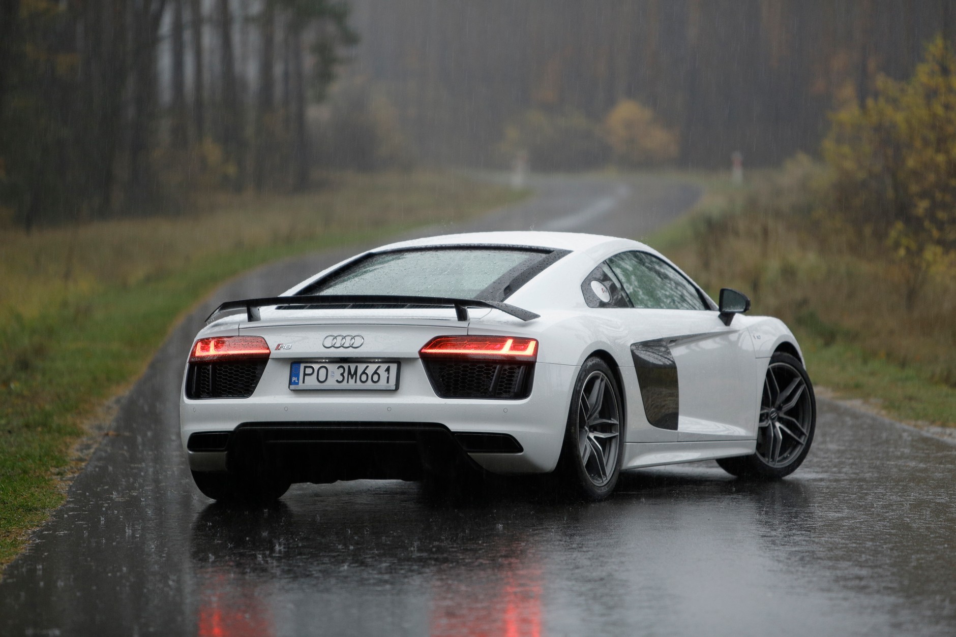 Audi R8 V10 plus