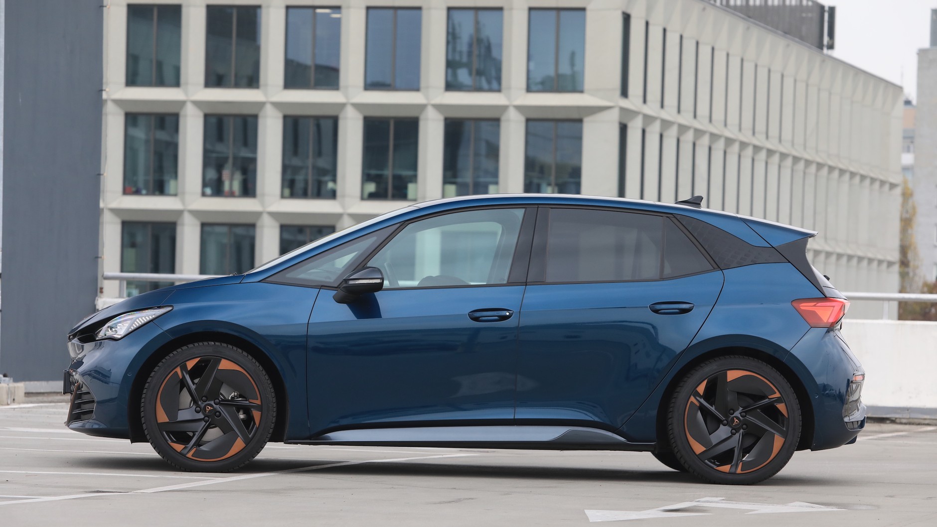 Cupra Born 58 kWh e-Boost (2022 r.)