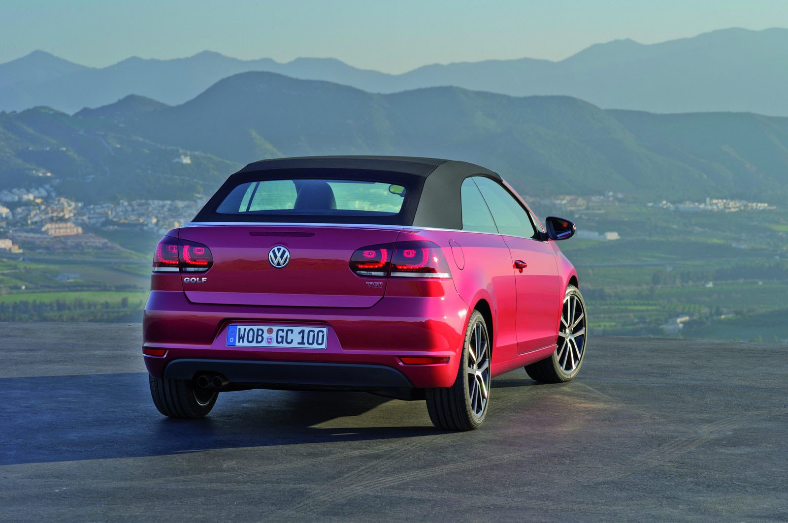 Taki jest nowy VW Golf Cabriolet