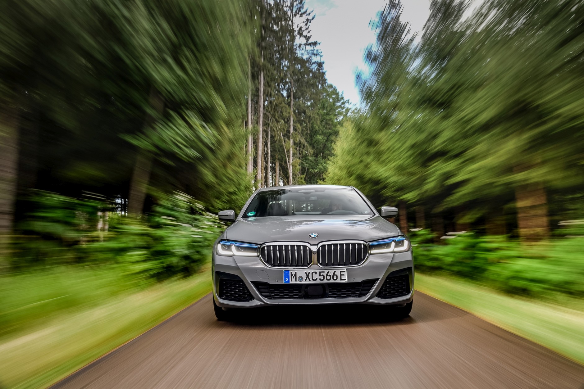 BMW 545e xDrive