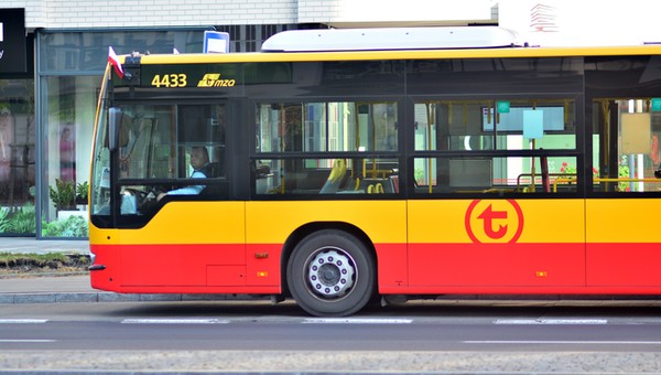 Kierowca autobusu jak funkcjonariusz publiczny? Odpowiedź na ataki