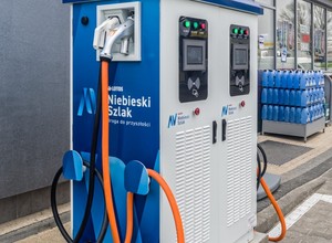 Powstanie kolejnych 27 ładowarek przy autostradach A1, A2 i A4
