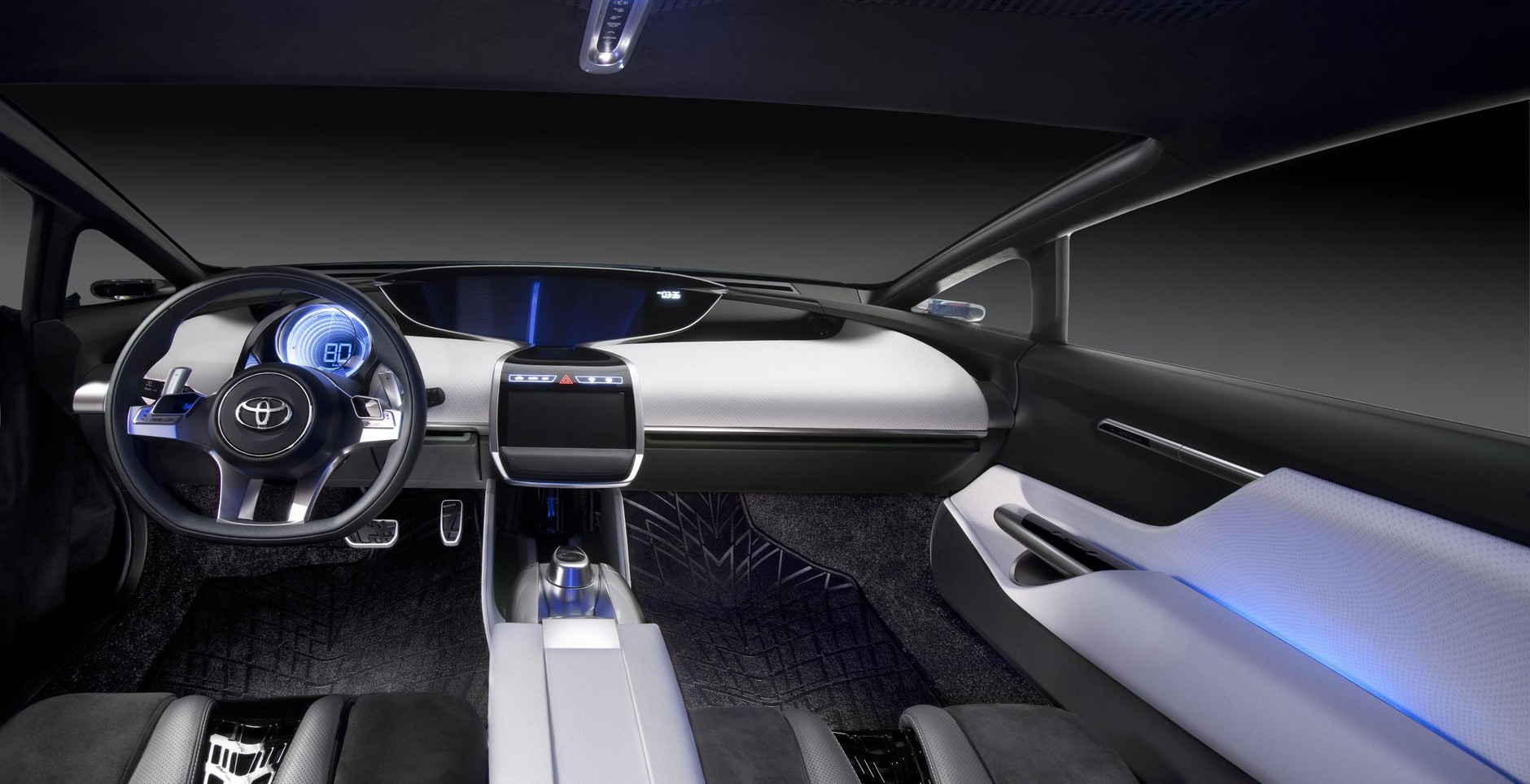 Toyota NS4: auto przyszłości