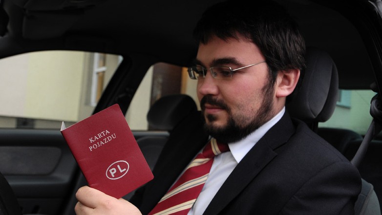 Karta pojazdu prawdę ci powie!