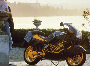 25 lat BMW K1