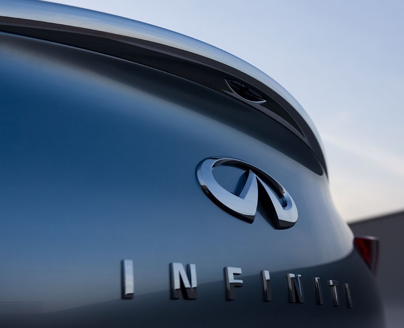Genewa 2009: Infiniti Essence Concept (fotogaleria)