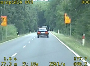 Nastolatek zabrał auto rodzicom i  pędził 177 km/h. Jego tłumaczenie zaskakuje
