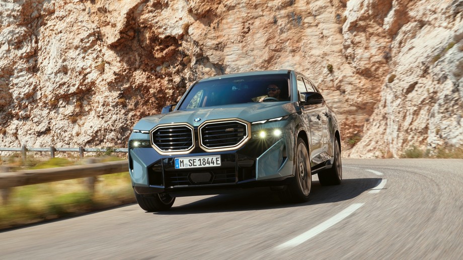 BMW XM (od 2022 r.)