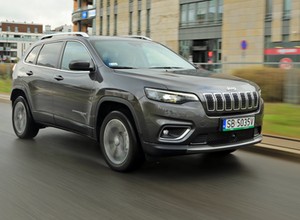 Jeep Cherokee 2.2 MJD Limited – między SUV-em, a terenówką | TEST