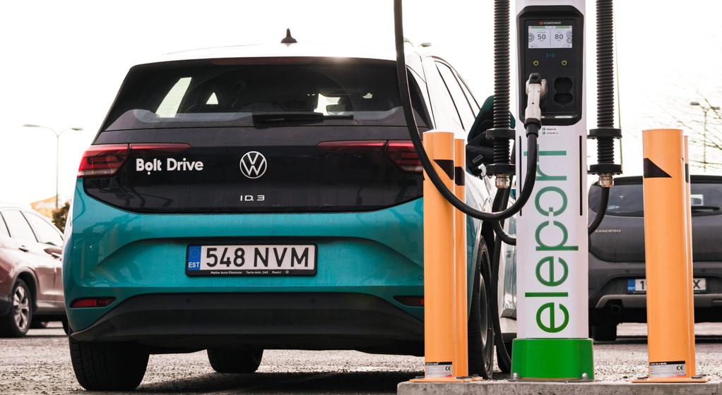 Eleport - stacja ładowania samochodów elektrycznych