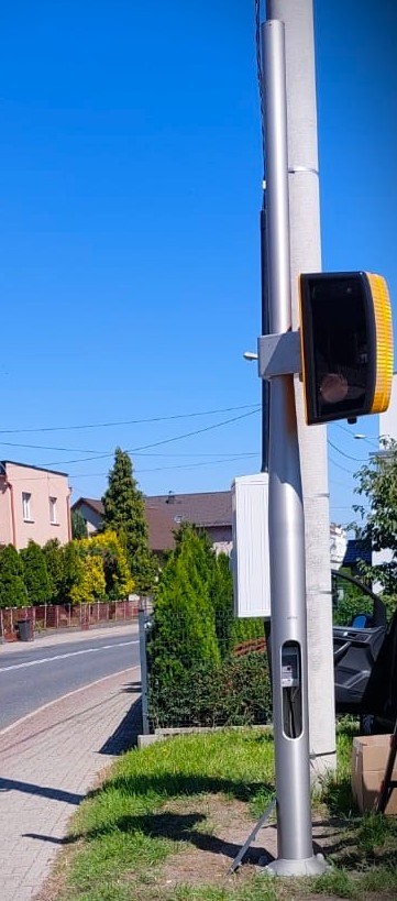 Fotoradar TraffiStar SR390 to najnowocześniejsze urządzenie na polskich drogach. Stoją w dwóch nowych lokalizacjach