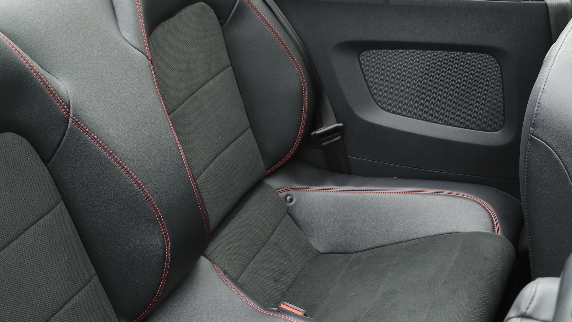 Ford Mustang 5.0 Convertible California Special (2022 r.)