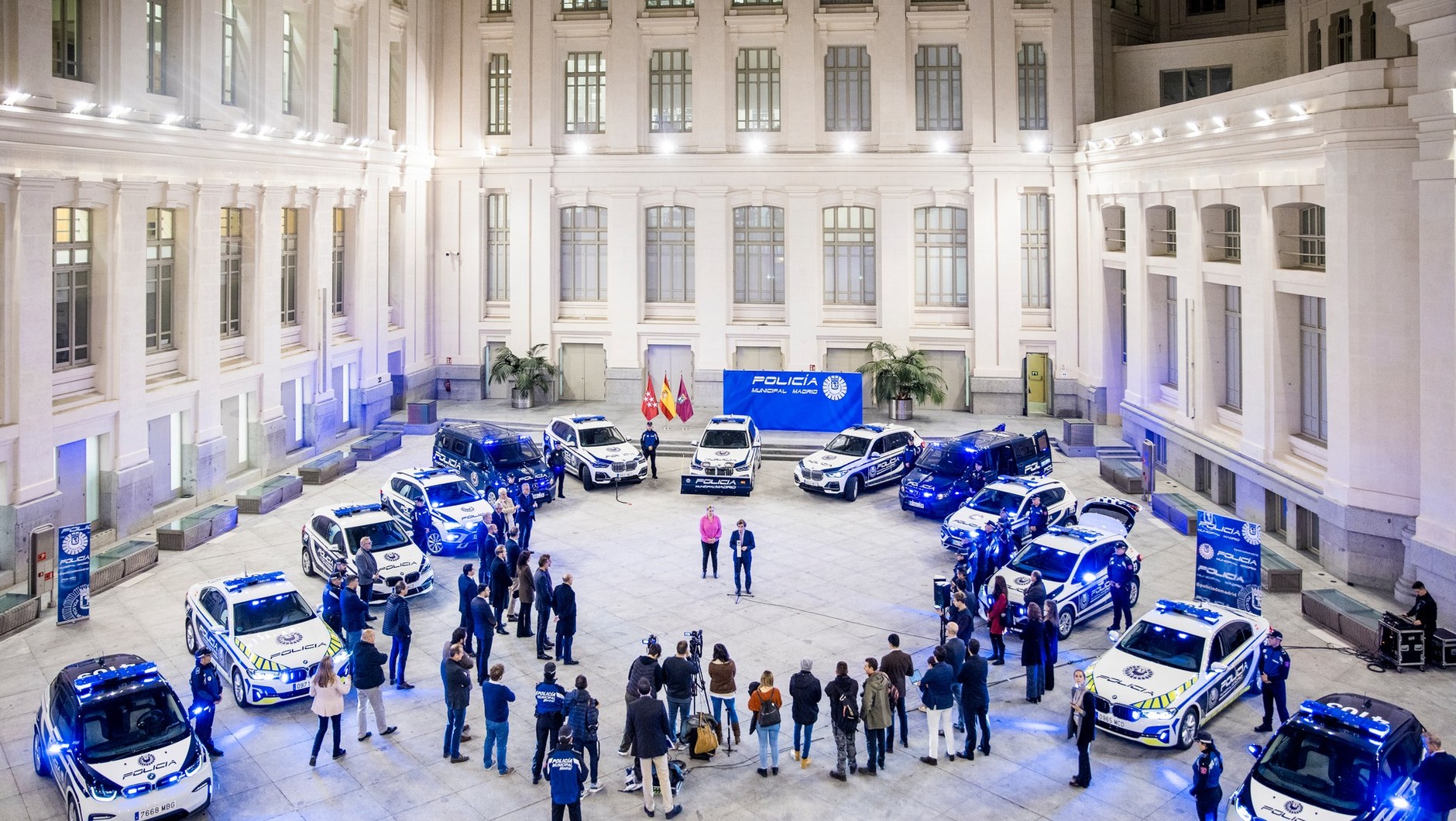 Nowe radiowozy hiszpańskiej policji miejskiej