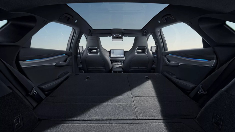BYD Sealion 7