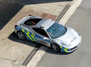 Ten czeski radiowóz dogoni każdego. Policjanci ujawnili, ile kosztuje ich Ferrari